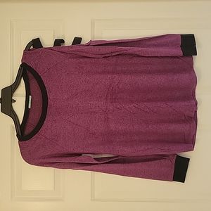 Cold shoulder purple marble top Medium